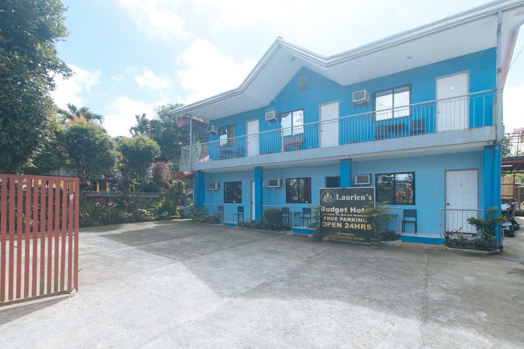 Lauriens Hotel Tagaytay タガイタイ エクステリア 写真